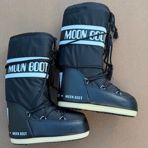 Icon Water Repellent Moon Boot